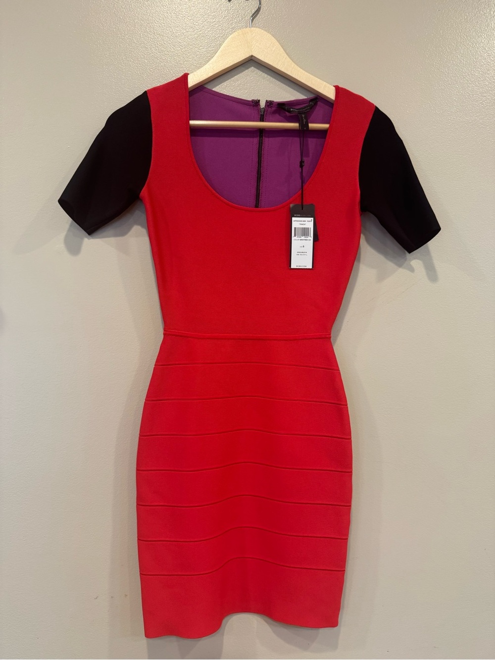 NWT Vintage BCBG Colorblock Bandage Bodycon Dress Red and Purple Expose Zipper